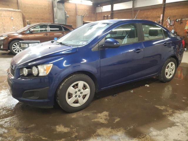 Chevrolet Sonic ls (2013)