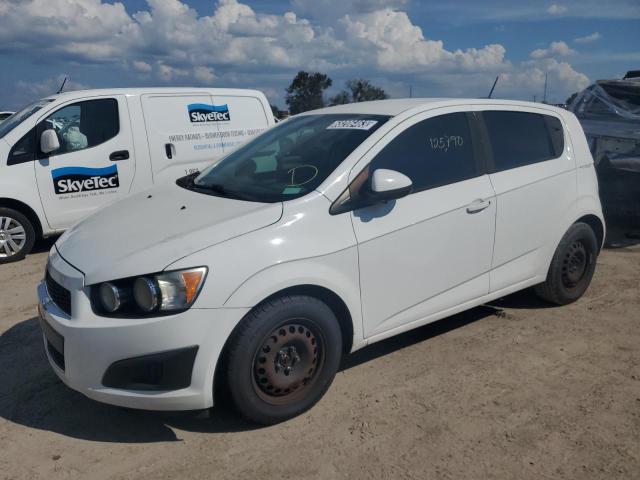 Chevrolet Sonic ls (2015)