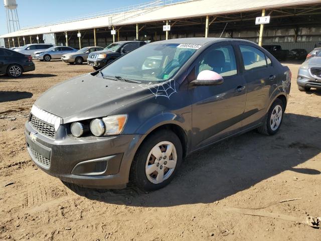 Chevrolet Sonic ls (2013)