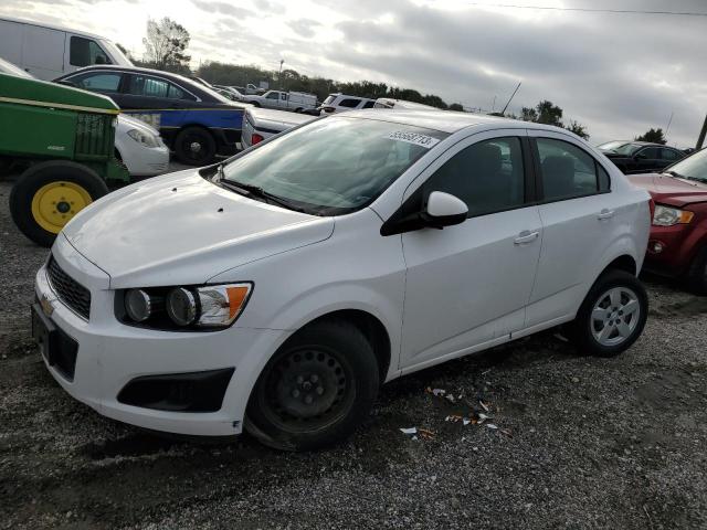 Chevrolet Sonic ls (2015)