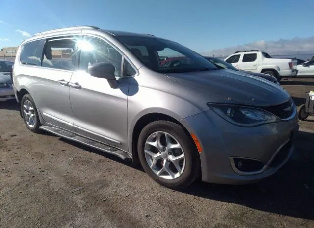 Chrysler Pacifica (2017)