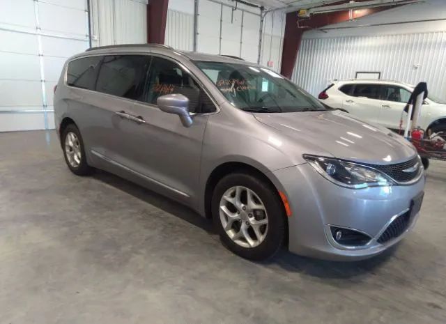 Chrysler Pacifica (2017)