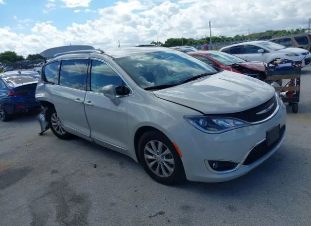 Chrysler Pacifica (2020)
