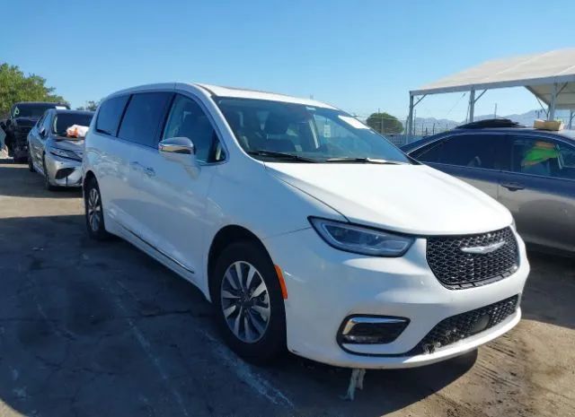 Chrysler Pacifica (2022)