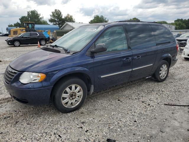 Chrysler Town and c (2005)