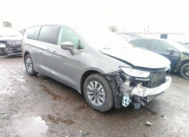 Chrysler Pacifica (2022)