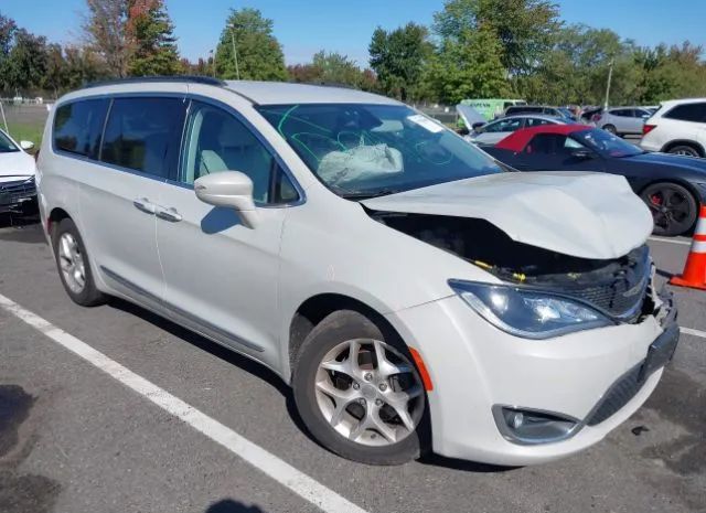 Chrysler Pacifica (2017)