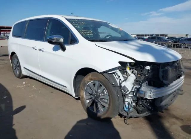 Chrysler Pacifica (2023)