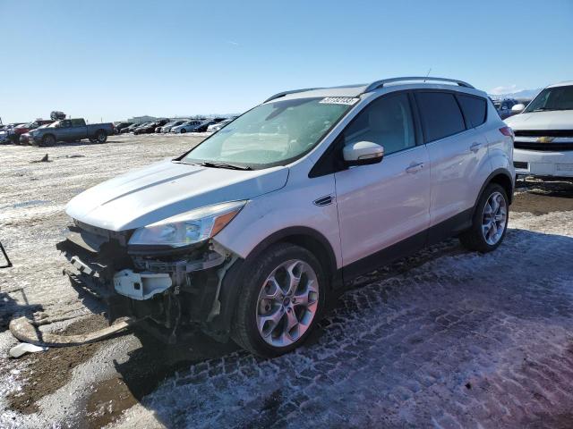 Ford Escape tit (2015)
