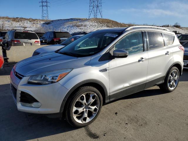 Ford Escape tit (2016)