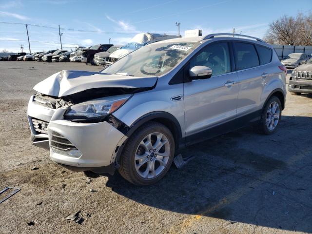 Ford Escape tit (2016)