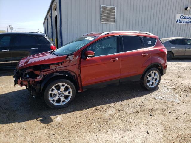 Ford Escape tit (2016)