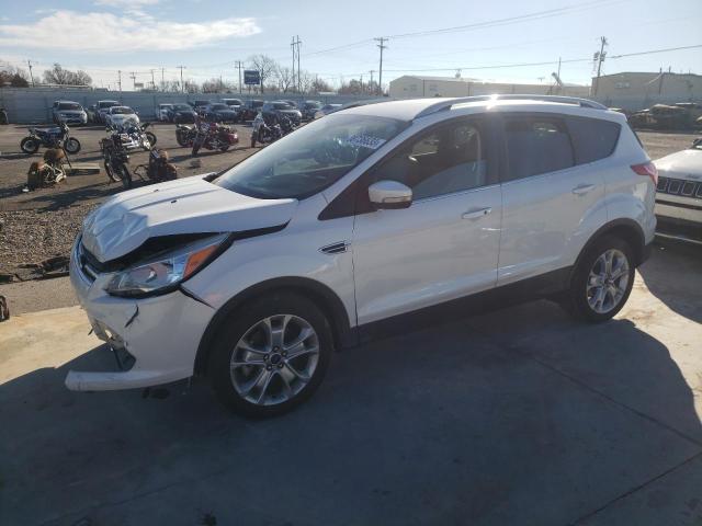 Ford Escape tit (2014)