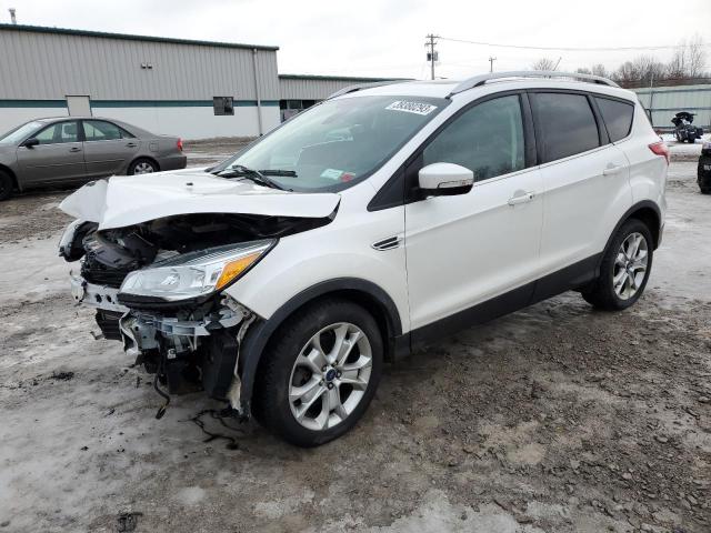 Ford Escape tit (2015)