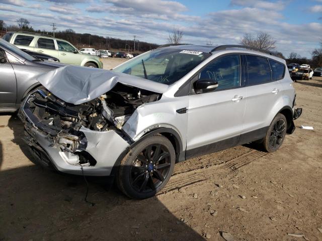 Ford Escape tit (2017)