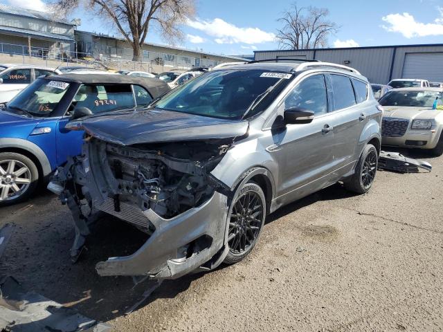 Ford Escape tit (2017)