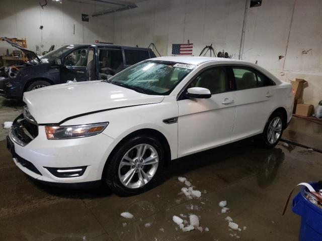 Ford Taurus sel (2013)