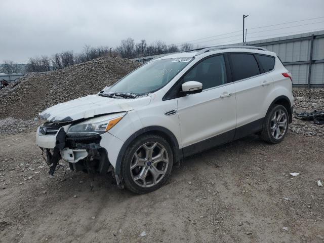 Ford Escape tit (2015)