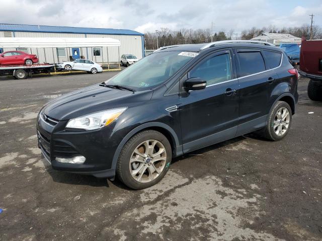 Ford Escape tit (2015)
