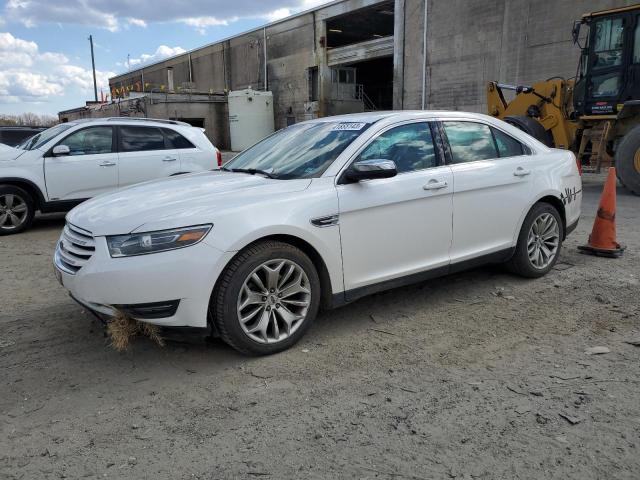 Ford Taurus lim (2015)