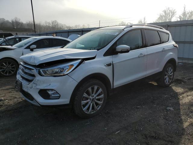 Ford Escape tit (2017)