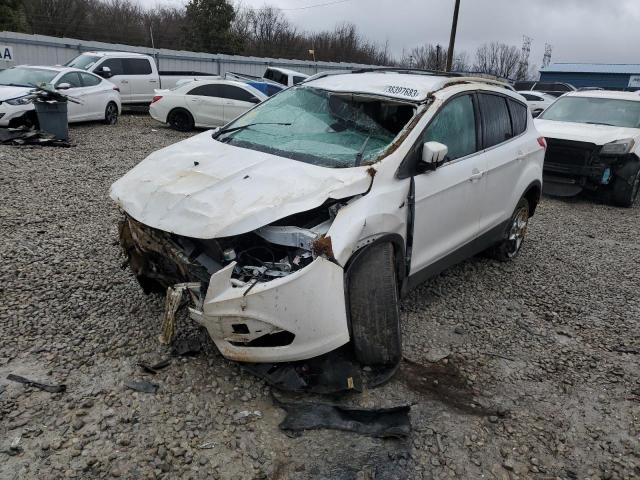 Ford Escape tit (2016)