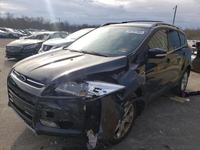 Ford Escape tit (2016)