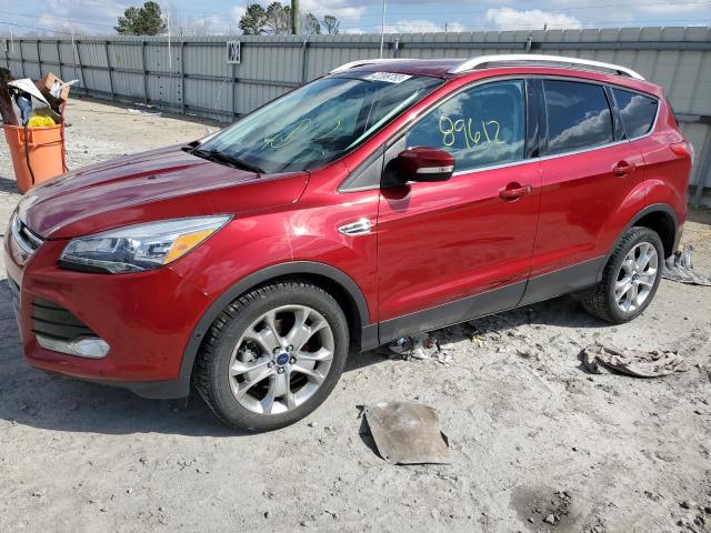 Ford Escape tit (2015)