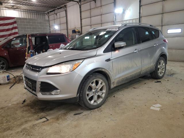 Ford Escape tit (2015)