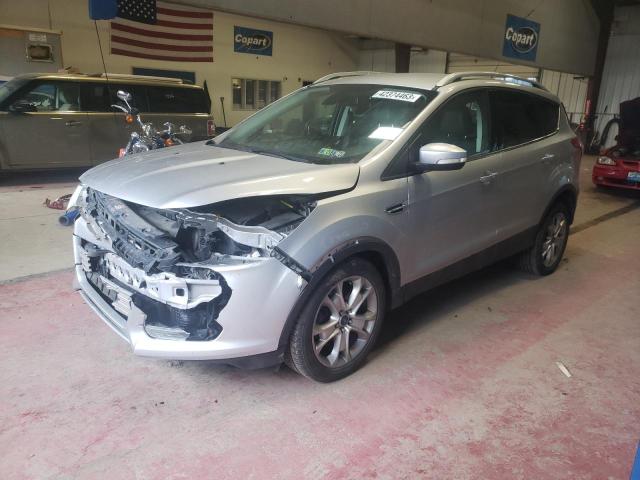 Ford Escape tit (2015)