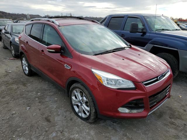 Ford Escape tit (2016)