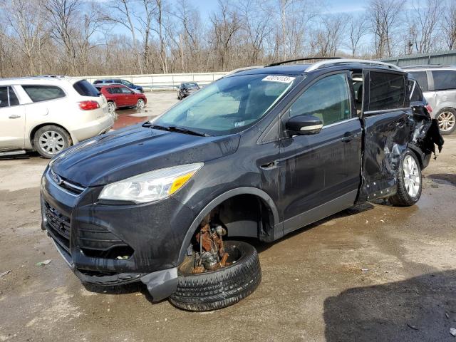 Ford Escape tit (2015)
