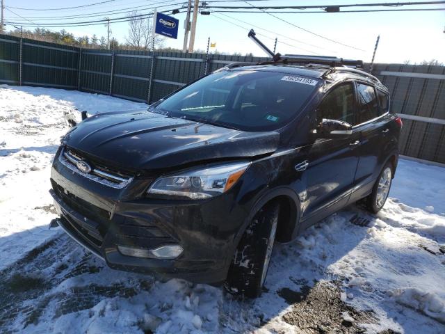 Ford Escape tit (2015)