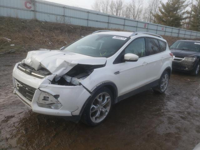 Ford Escape tit (2016)