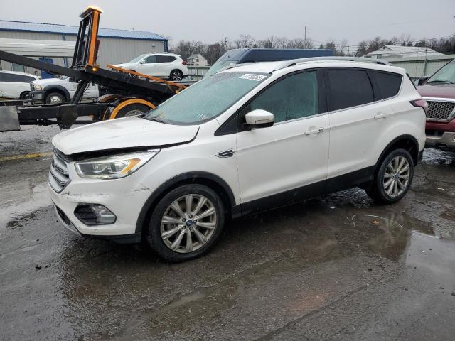 Ford Escape tit (2018)
