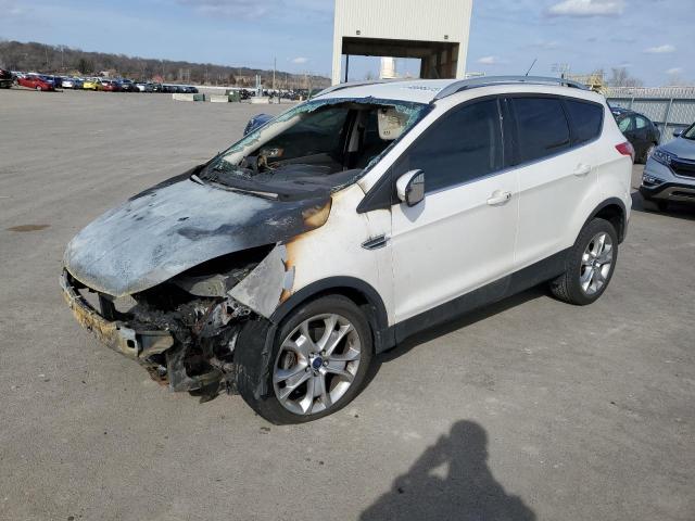 Ford Escape tit (2014)