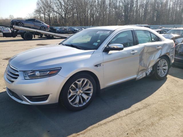 Ford Taurus lim (2016)