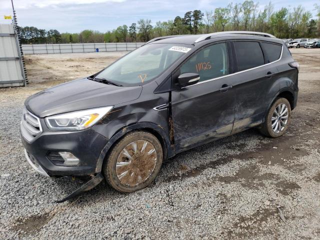 Ford Escape tit (2017)