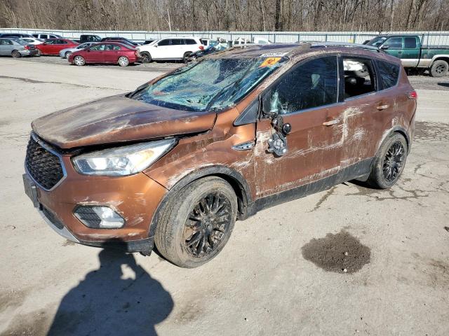 Ford Escape tit (2017)