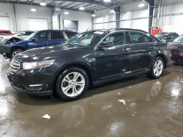 Ford Taurus sel (2015)