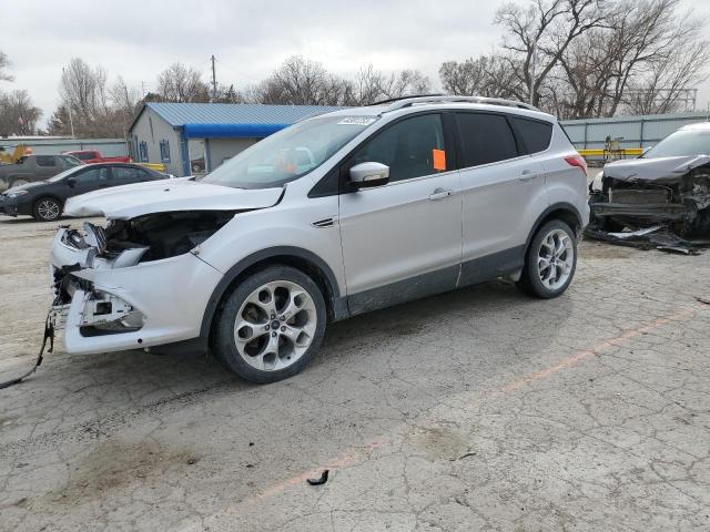 Ford Escape tit (2014)