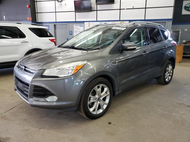 Ford Escape tit (2014)