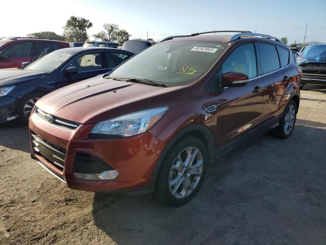 Ford Escape tit (2016)
