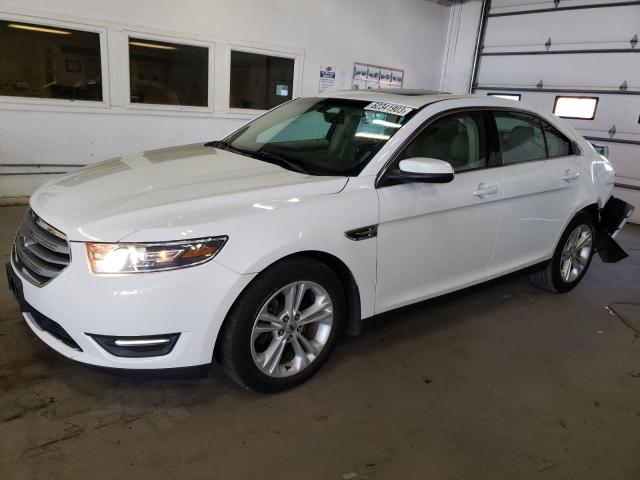 Ford Taurus sel (2015)