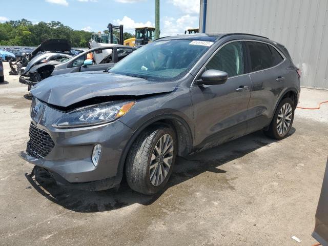 Ford Escape tit (2022)