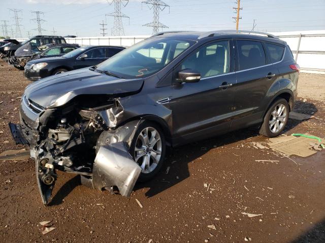 Ford Escape tit (2015)