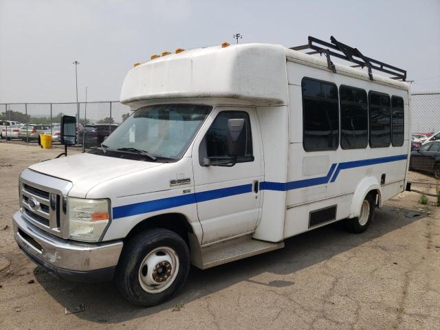 Ford Econoline (2010)