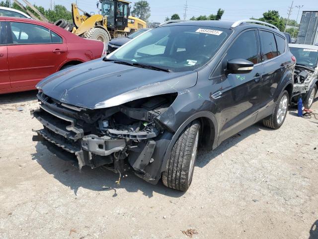 Ford Escape tit (2015)