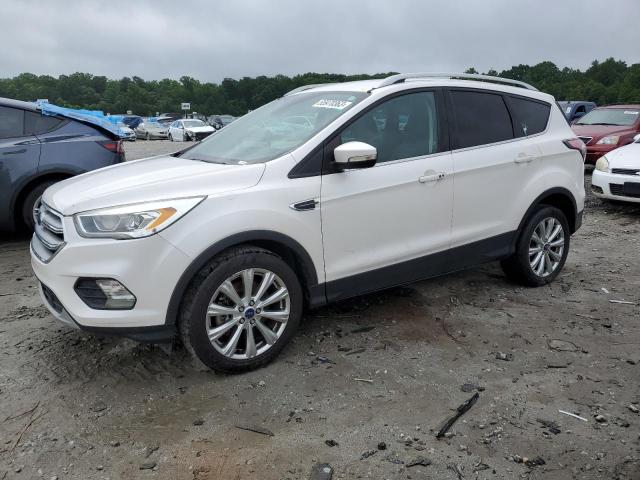 Ford Escape tit (2017)
