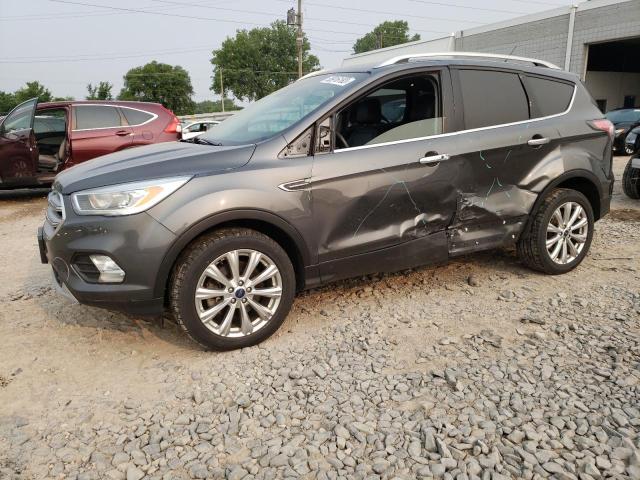 Ford Escape tit (2017)